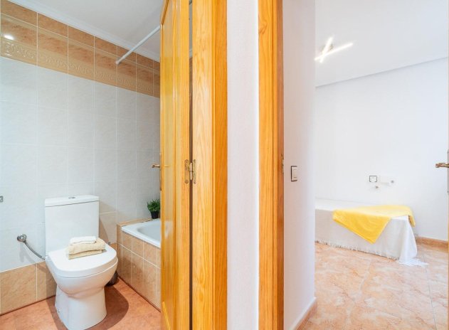 Reventa - Villa - Torrevieja - El Limonar