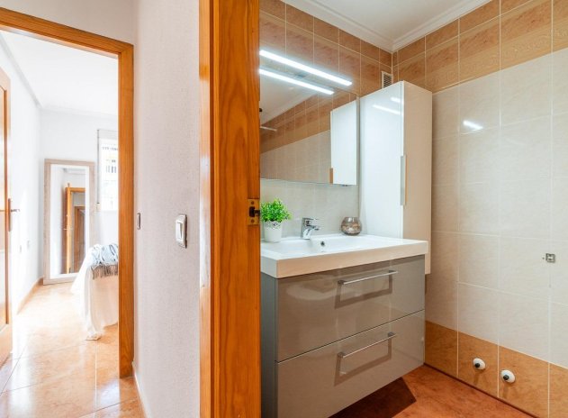 Reventa - Villa - Torrevieja - El Limonar