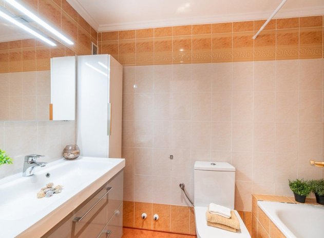 Reventa - Villa - Torrevieja - El Limonar