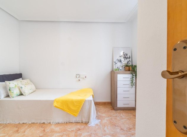 Reventa - Villa - Torrevieja - El Limonar