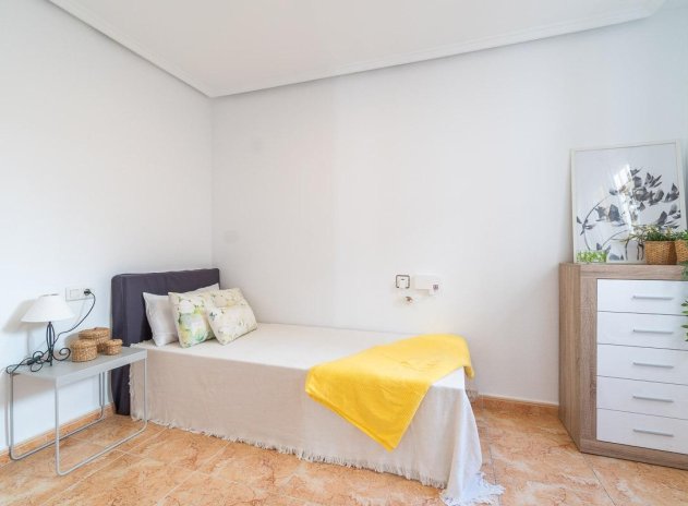 Reventa - Villa - Torrevieja - El Limonar