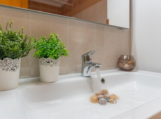 Reventa - Villa - Torrevieja - El Limonar