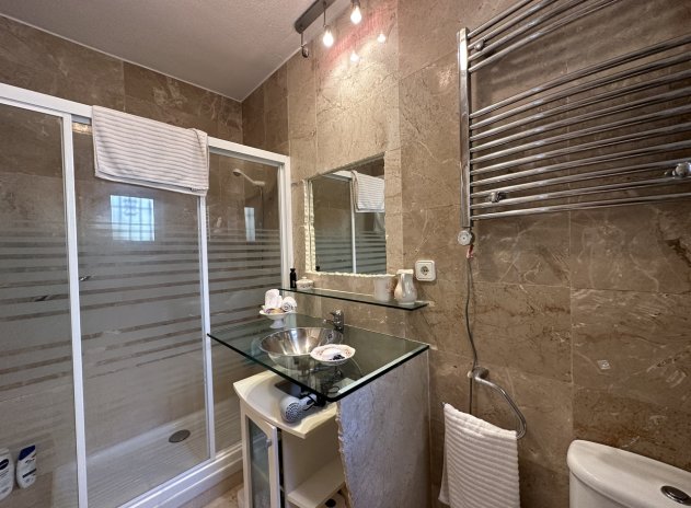 Herverkoop - Villa - Villamartin - Villamartín