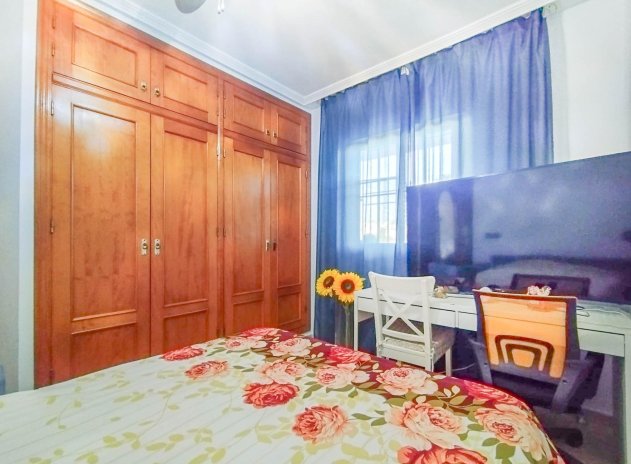 Resale - Apartment / Flat * - Orihuela Costa - Lomas de Cabo Roig *