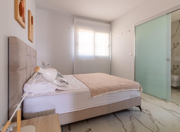 Resale - Apartment / Flat * - Orihuela Costa * - La Florida *