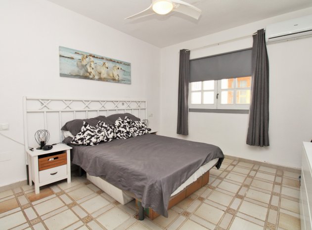 Revente - Appartement - Villamartin - Villamartín