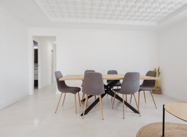 Herverkoop - Appartement - Torrevieja - Acequion