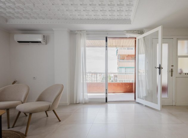 Herverkoop - Appartement - Torrevieja - Acequion