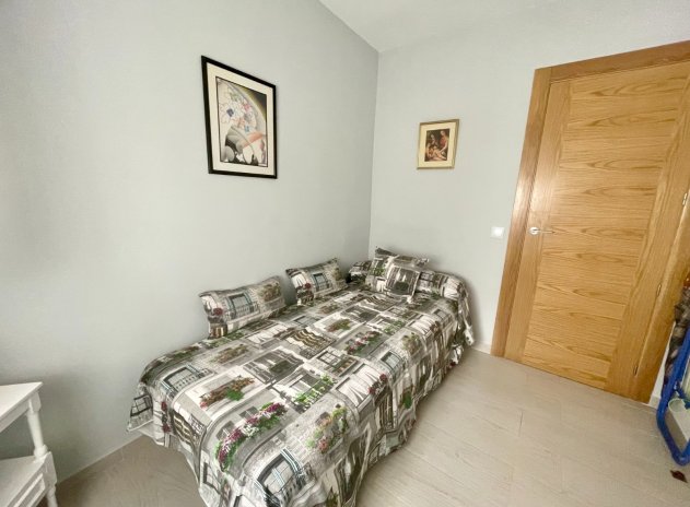 Herverkoop - Appartement - Torrevieja - Playa del Cura