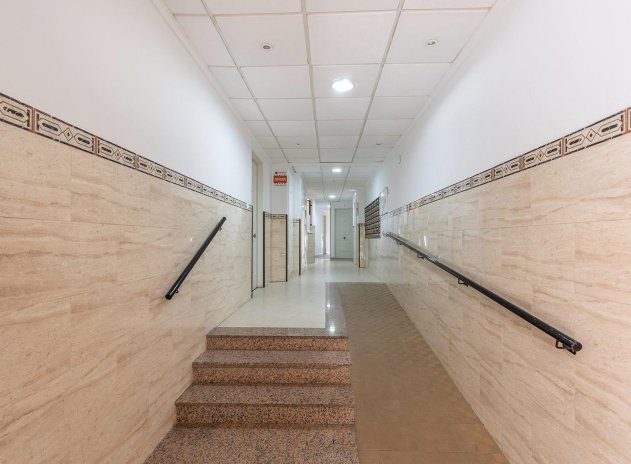 Wiederverkauf - Wohnung - Torrevieja