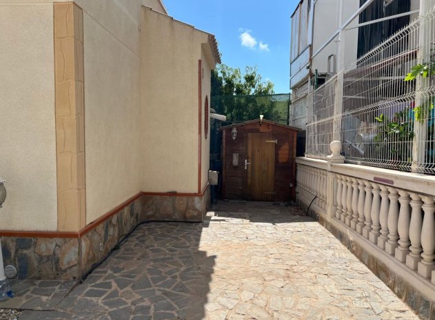 Herverkoop - Rijwoning - Playa Flamenca