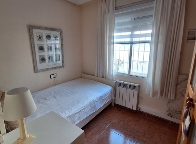 Herverkoop - Rijwoning - Playa Flamenca