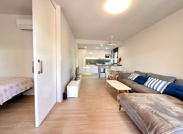 Wiederverkauf - Wohnung - Villamartin - Villamartín