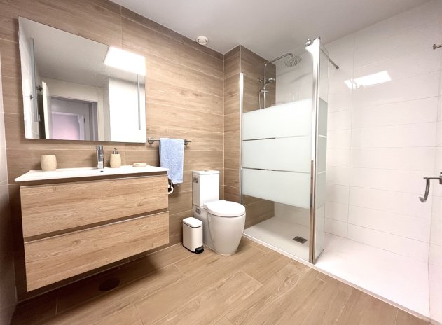 Wiederverkauf - Wohnung - Villamartin - Villamartín