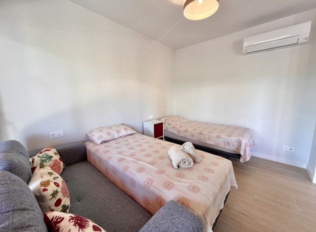 Wiederverkauf - Wohnung - Villamartin - Villamartín