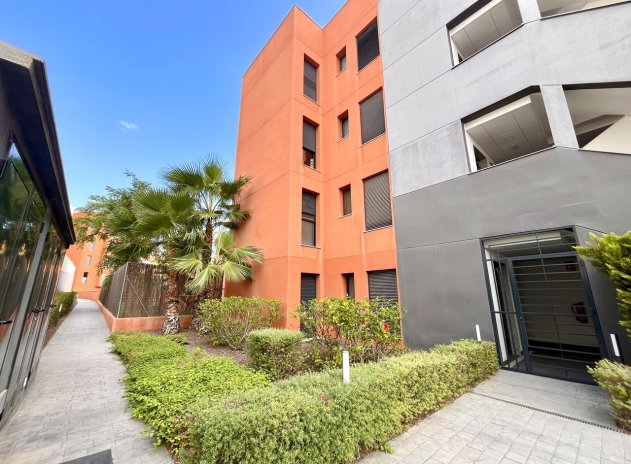 Wiederverkauf - Wohnung - Villamartin - Villamartín