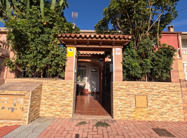 Herverkoop - Rijwoning - Torrevieja - Acequion