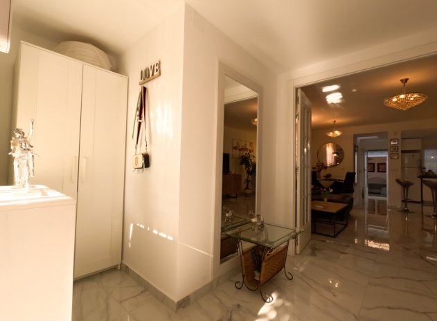 Herverkoop - Rijwoning - Torrevieja - Acequion