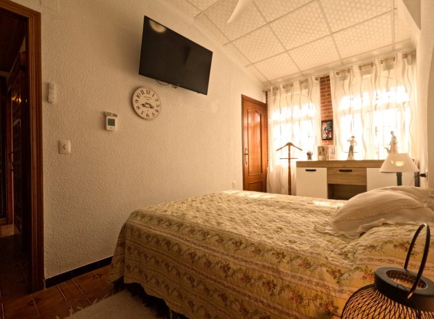 Herverkoop - Rijwoning - Torrevieja - Acequion