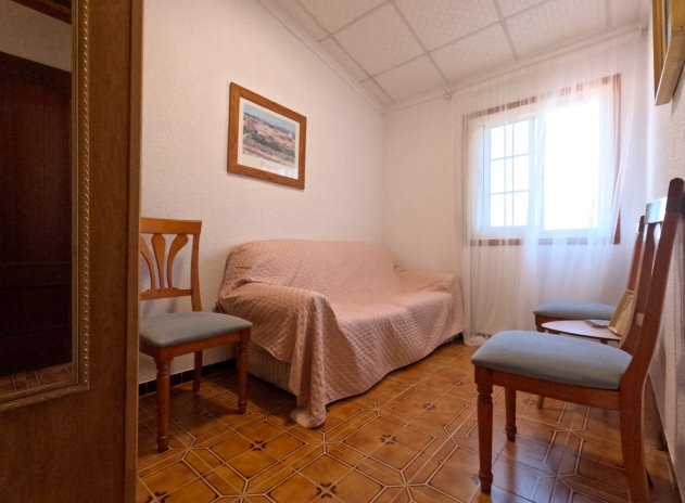 Herverkoop - Rijwoning - Torrevieja - Acequion