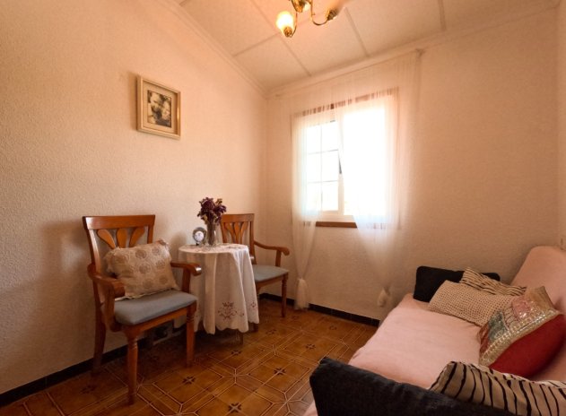 Herverkoop - Rijwoning - Torrevieja - Acequion