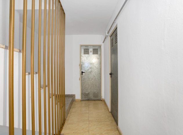 Reventa - Apartamento / Piso - Torrevieja - Playa de los Locos