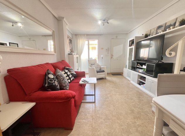 Revente - Maison mitoyenne - La Mata