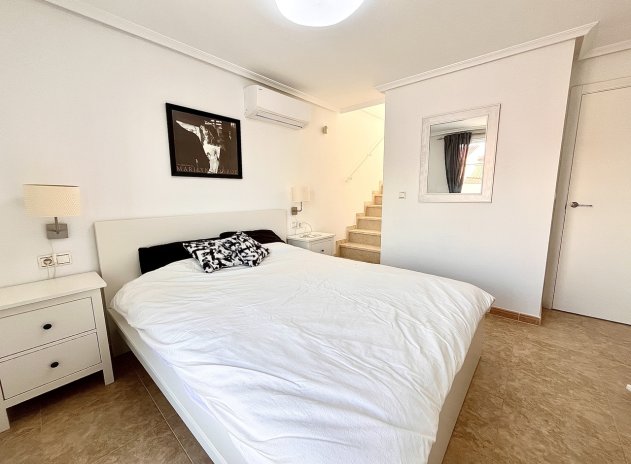 Revente - Maison mitoyenne - La Mata