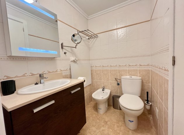 Revente - Maison mitoyenne - La Mata