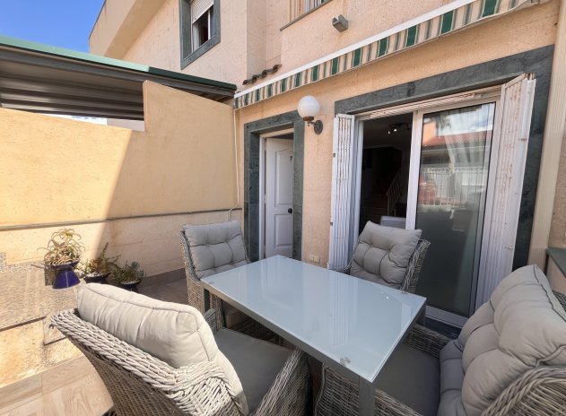 Revente - Maison mitoyenne - La Mata