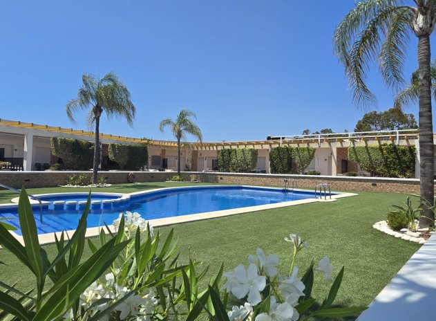 Herverkoop - Appartement - Orihuela Costa - Mil Palmeras