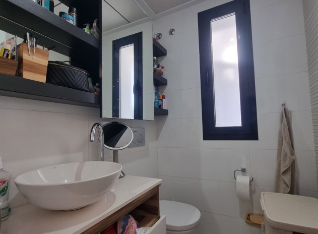 Resale - Townhouse * - Ciudad Quesada * - Lo Marabú *