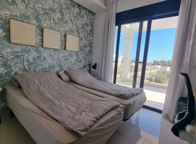 Resale - Townhouse * - Ciudad Quesada * - Lo Marabú *