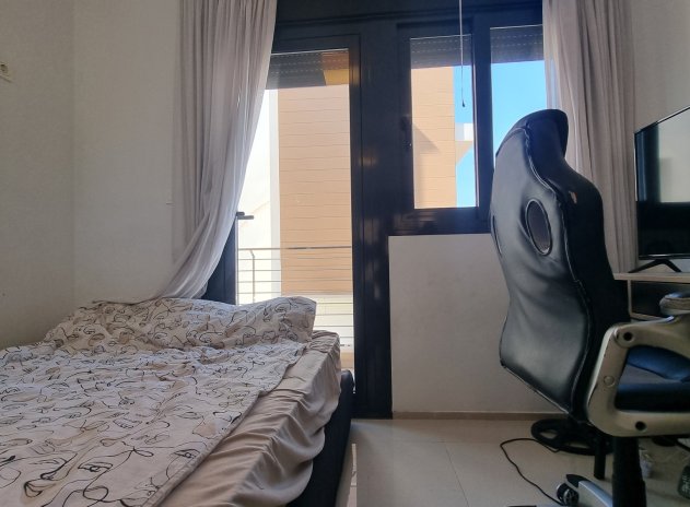 Resale - Townhouse * - Ciudad Quesada * - Lo Marabú *