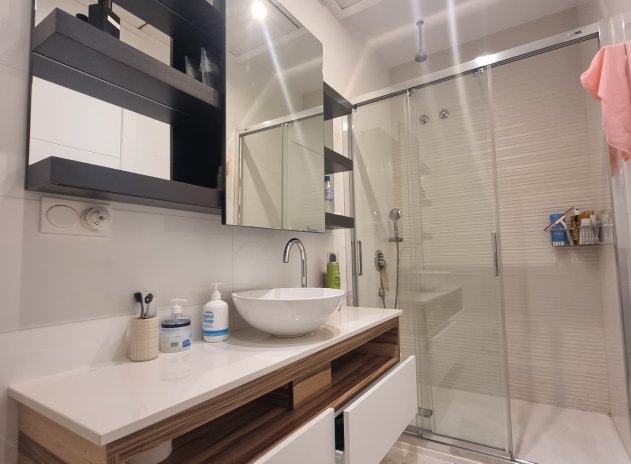 Resale - Townhouse * - Ciudad Quesada * - Lo Marabú *