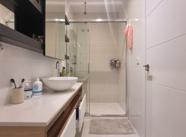 Resale - Townhouse * - Ciudad Quesada * - Lo Marabú *