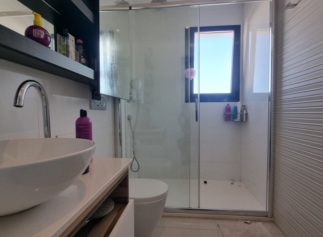 Resale - Townhouse * - Ciudad Quesada * - Lo Marabú *