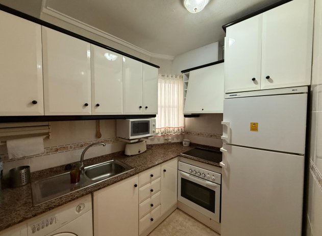 Herverkoop - Appartement - Torrevieja - Playa del Cura