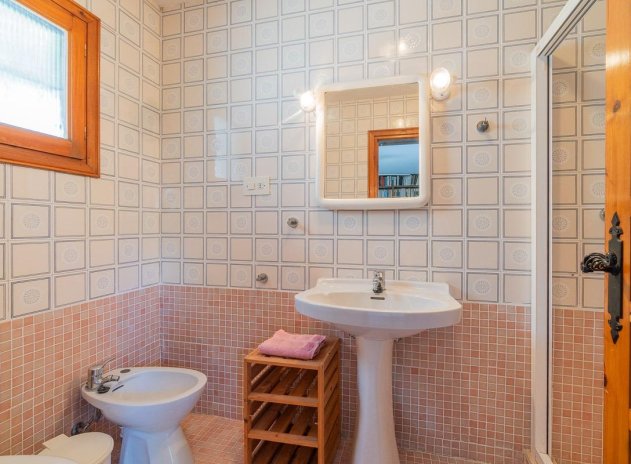 Resale - Villa * - Pilar de la Horadada * - Pinar de Campoverde