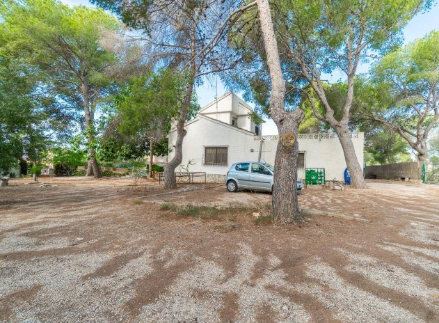 Resale - Villa * - Pilar de la Horadada * - Pinar de Campoverde