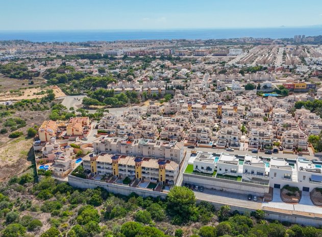 Resale - Apartment / Flat * - Orihuela Costa - Lomas de Cabo Roig *