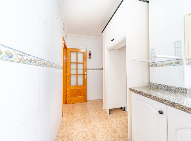 Herverkoop - Appartement - Torrevieja - Puerto