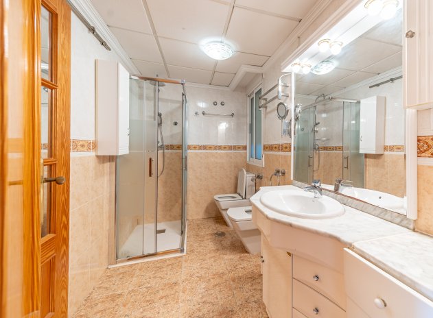 Herverkoop - Appartement - Torrevieja - Puerto