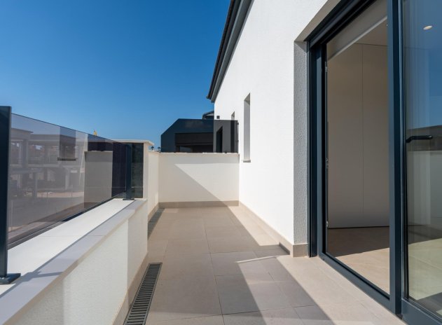 Obra nueva - Casa adosada - Gran Alacant