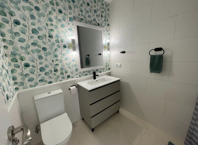 Herverkoop - Rijwoning - Torrevieja - Torretas