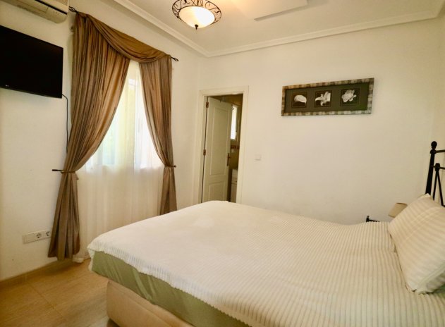 Reventa - Villa - Guardamar del Segura - El Raso