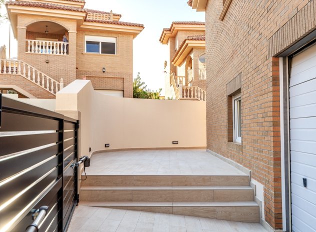 Resale - Villa * - Ciudad Quesada - Ciudad Quesada *