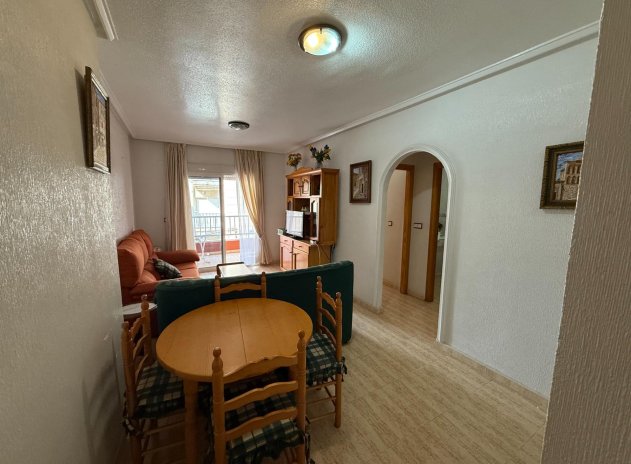 Resale - Apartment / Flat * - Torrevieja - Torrevieja *