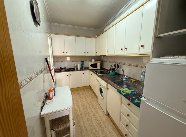 Resale - Apartment / Flat * - Torrevieja - Torrevieja *