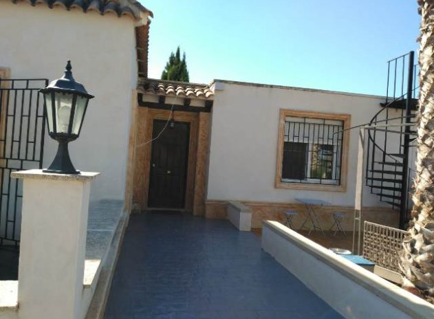 Herverkoop - Villa - La Matanza